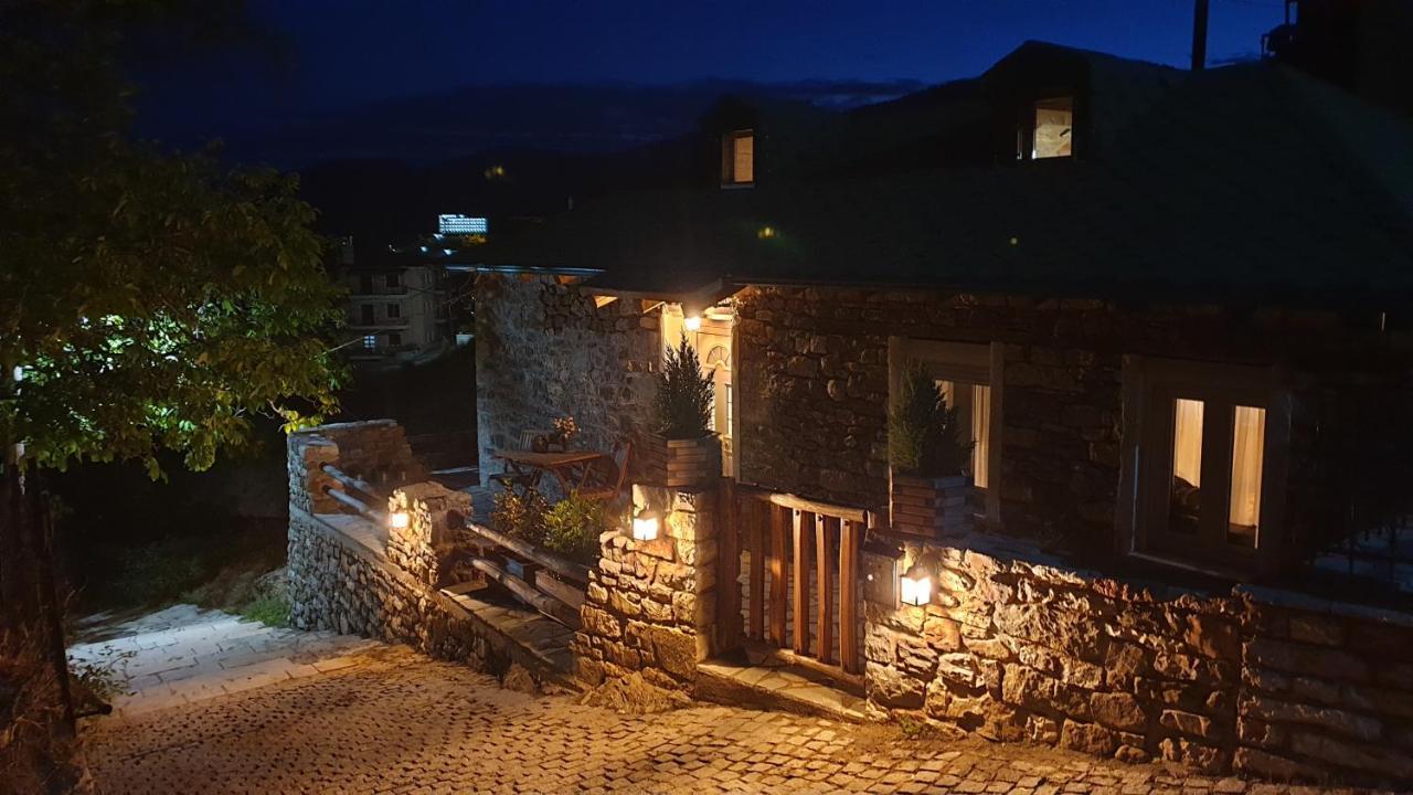 Villa The House In The Cobbled Road Karpenísion Exterior foto