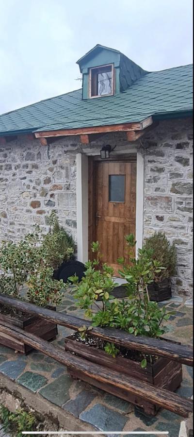 Villa The House In The Cobbled Road Karpenísion Exterior foto